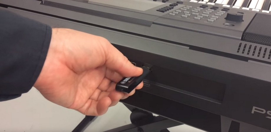 Как подключить синтезатор Casio к компьютеру? Сохранение данных на флешнакопитель