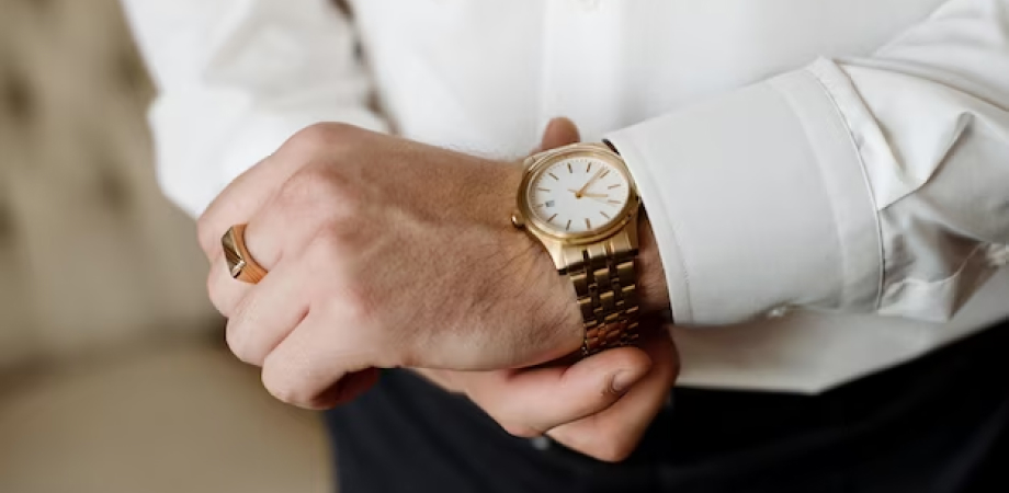 Золотые наручные часы | Особенности, советы по выбору, уход
