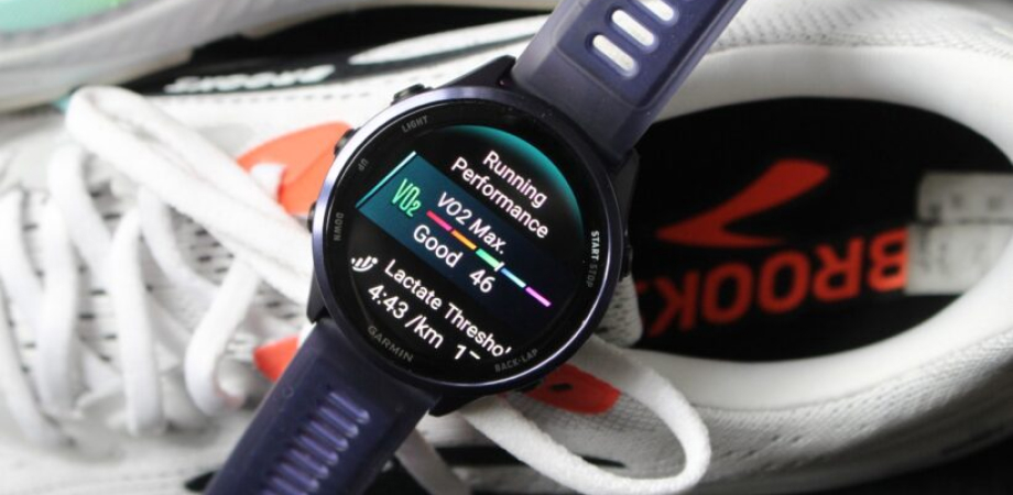 великий план смартгодинник Forerunner 570 