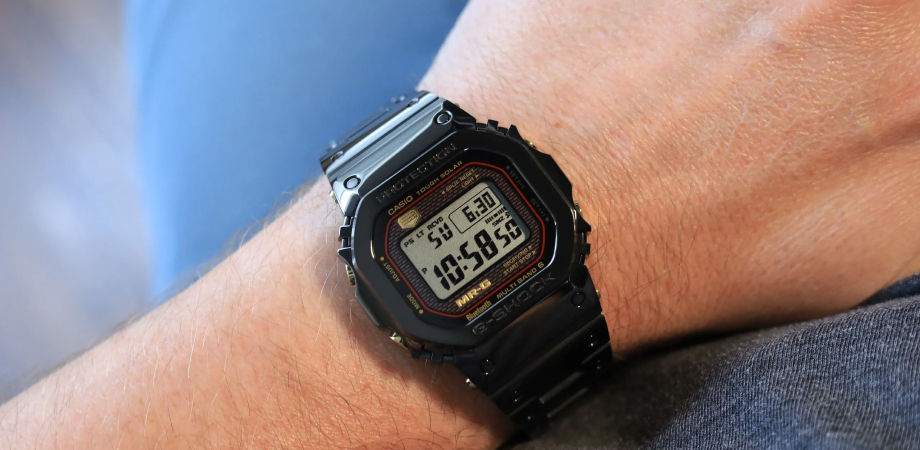 мужские наручные часы CASIO MR-G Black Titanium MRGB5000B