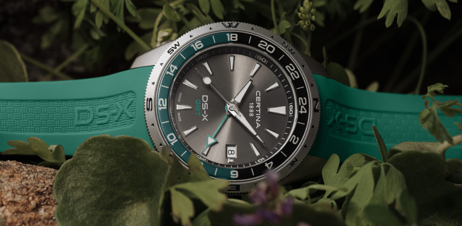 годинник Certina DS-X GMT в подорожній атмосфері